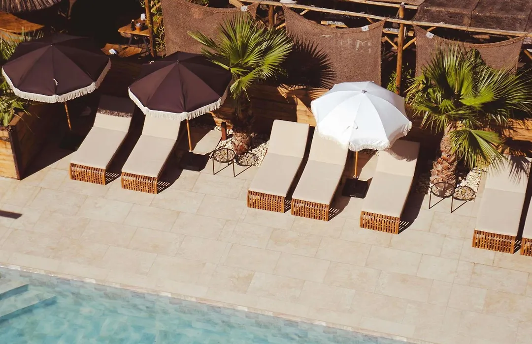 Novotel Avignon Nord-1