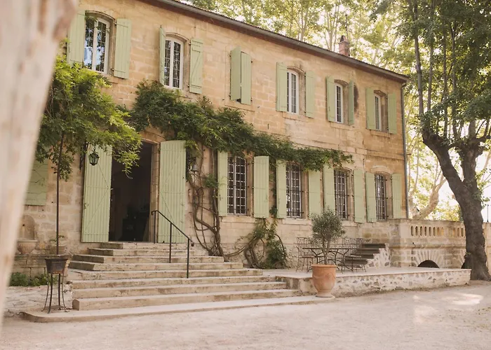 Auberge De La Treille - Chambres D'Hotes Avignon