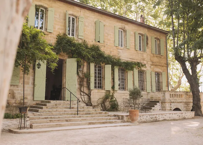 Auberge De La Treille - Chambres D'Hotes Avignon